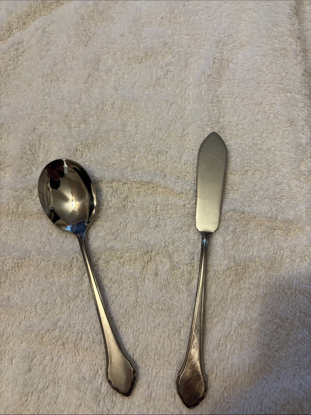 Set of 2 ONEIDA Summer Mist Autumn Glow Stainless pieces William A. Rogers
